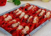 官方检测发现小龙虾虾肠铅含量超标 虾肉没问题