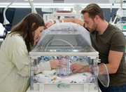 美国女子产下五胞胎女婴 为46年来世界首例