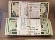 美国男子收到最超值外卖 叫披萨收一盒钞票(图)