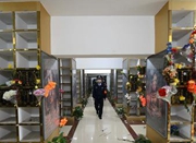 南京一景区公益骨灰堂卖每平56万元天价被查