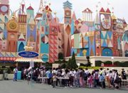 上海迪士尼乐园今迎大客流 现场一度停售当日门票