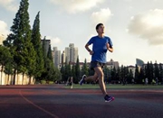 跑步人群增多催生跑步经济 在宁波跑要花多少钱