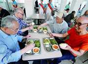 今年浙江低保将继续提高 新增3000个老年食堂
